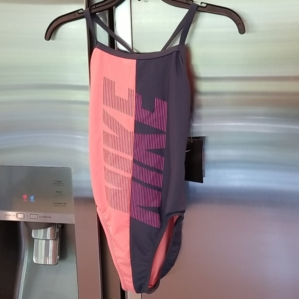 💕NIKE💕 Rift Racerback Cut Out One Piece Swimsuit - Picture 13 of 16